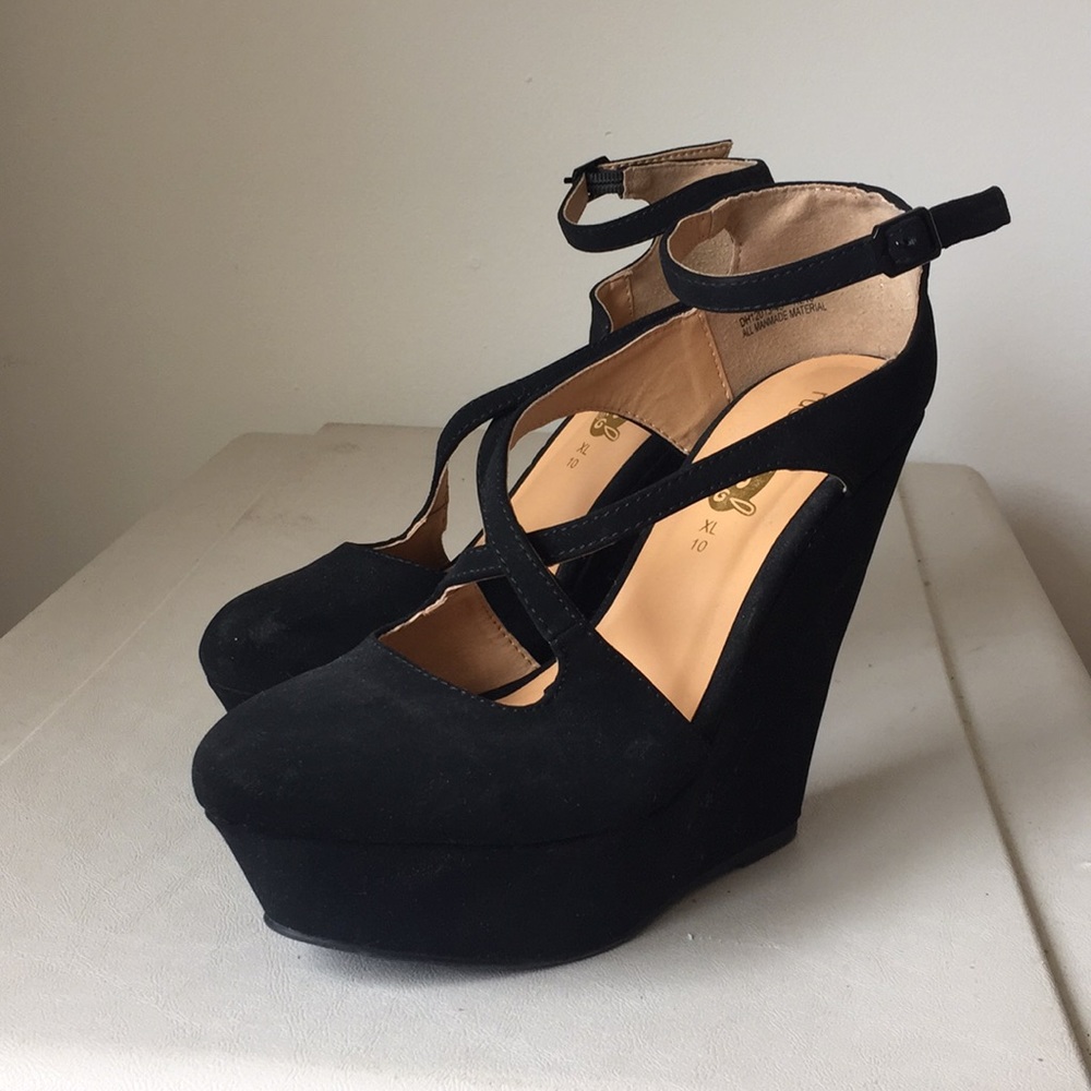 Rue 21 Wedge Heels